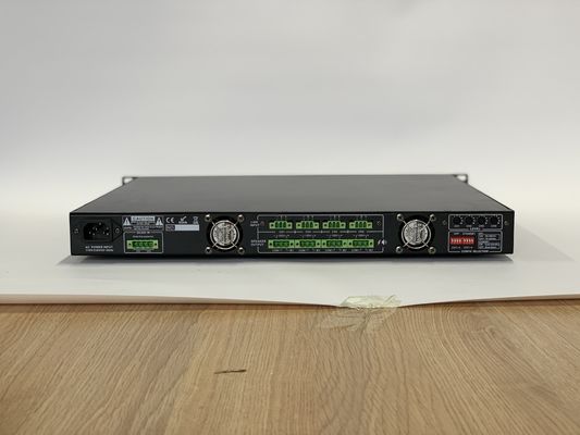 Amplificateur de quatre canaux de la classe D du panneau 120W d'amplificateur de la classe D